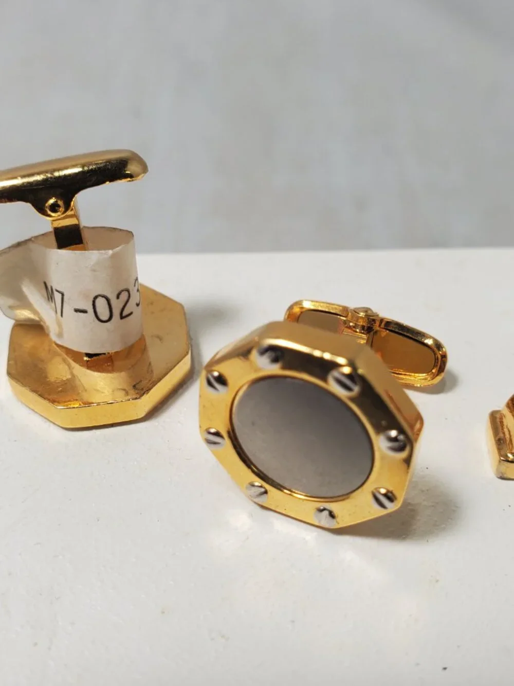 Designer Style Octagonal Geometric gold Cufflink  Tie Slide Set w/ Silver Center